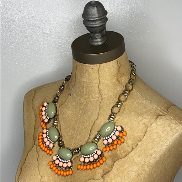 Vintage Inspired Necklace - Picture 14 of 15